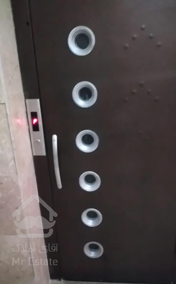 ۷۰ متر /یک خواب/ آسانسور/ انباری/ تکواحدی