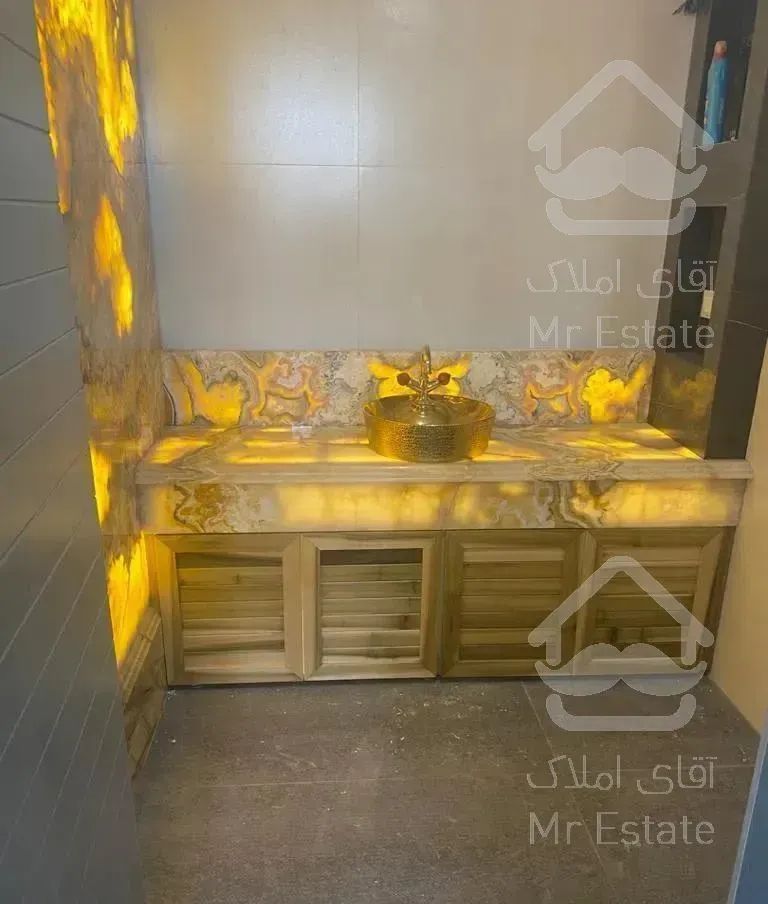 ۴۰۰ متر بدون مشابه در منطقه