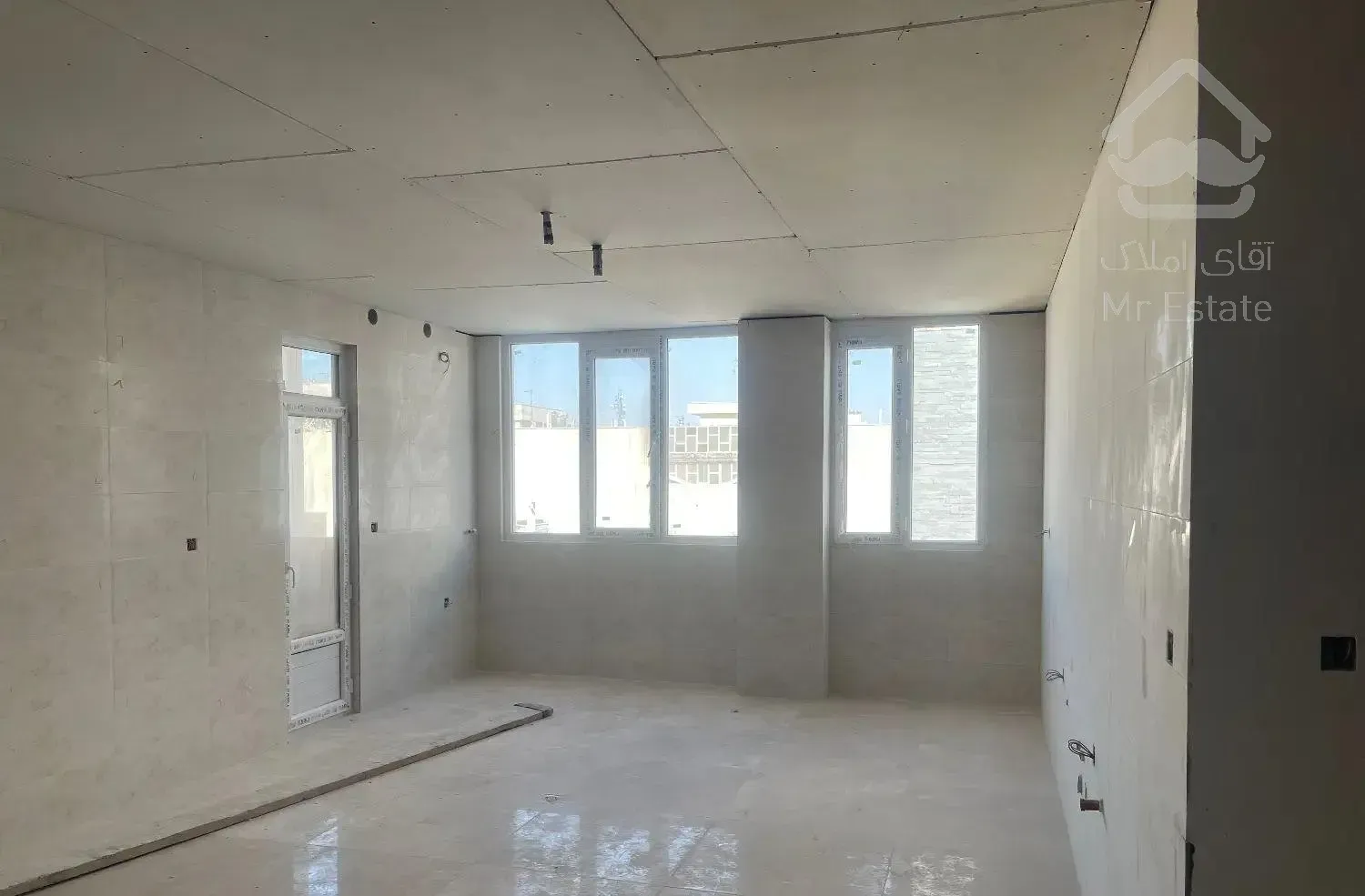 ۱۵۰ متر/ فول امکانات(بر اصلی صنیعی پور)