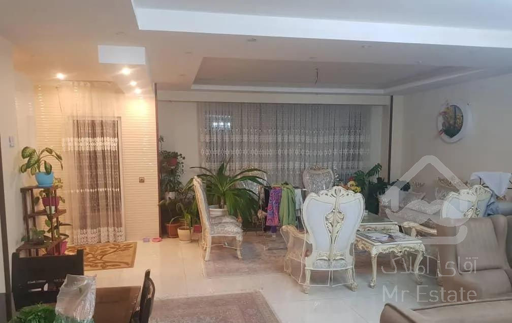 ستارخان دریان نو ۱۰۳ متری غرق نور