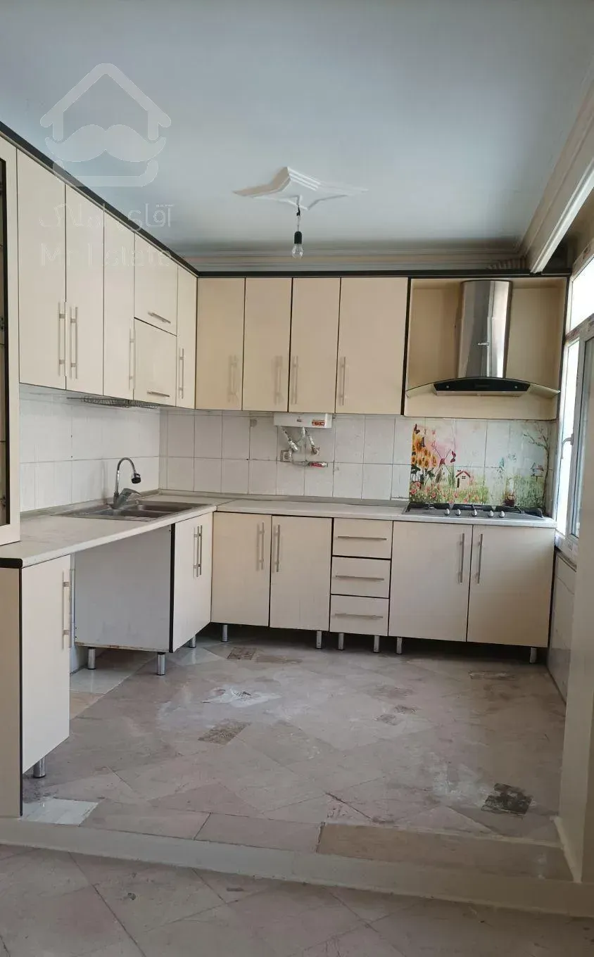 آپارتمان ۶۵ متر / یک خواب/ طبقه اول/بریانک/alizade