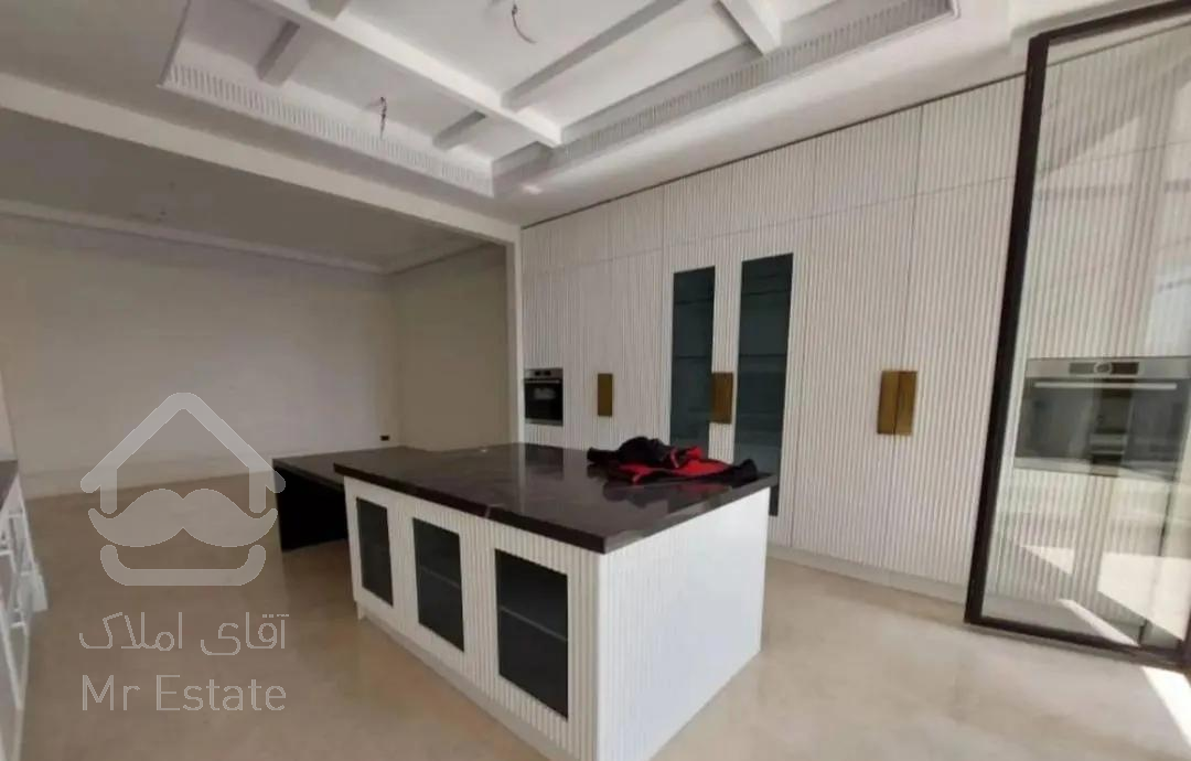 ۲۷۵متر شاهکار سازه‌های‌نیاوران،متمایز و بی‌همتا