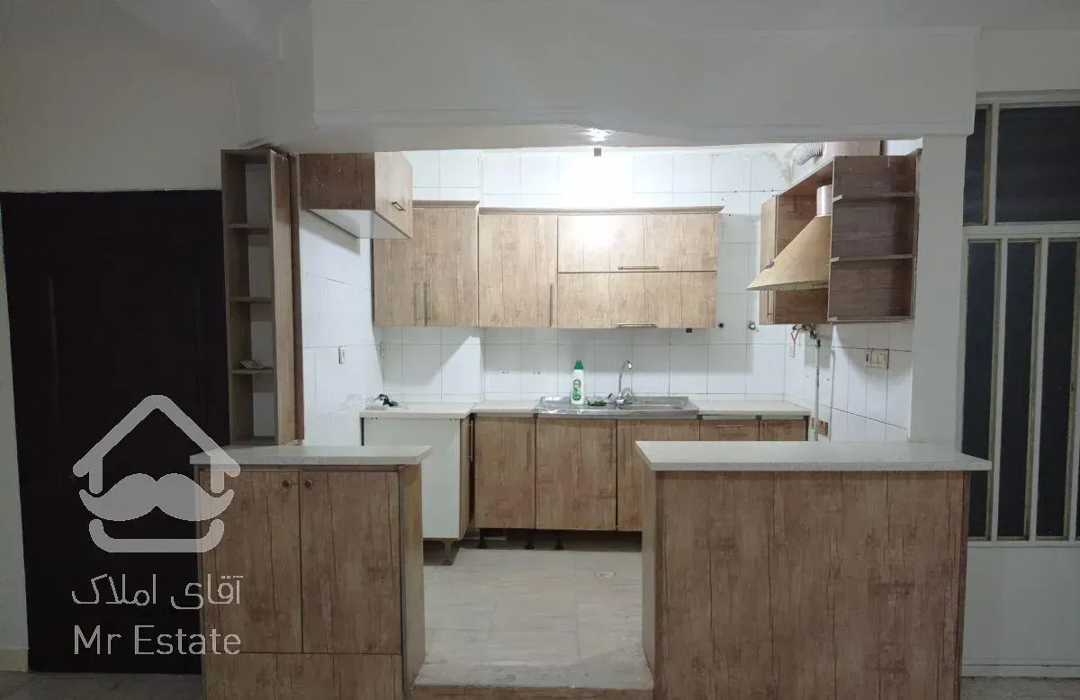 آپارتمان 70 متری دوخوابه تمیز