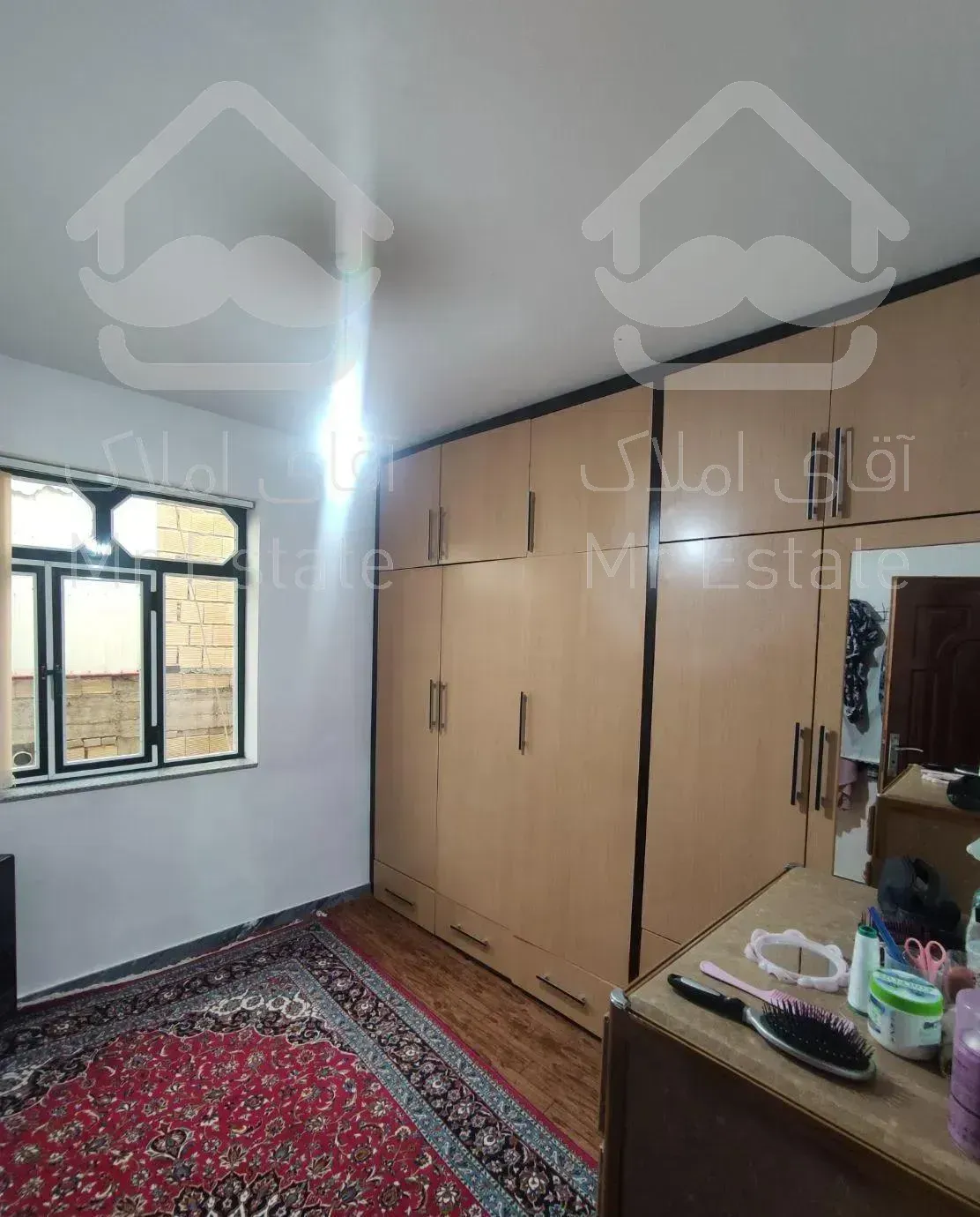 فروش ویلایی۳۰۰متر در ۳طبقه،میدان‌نماز