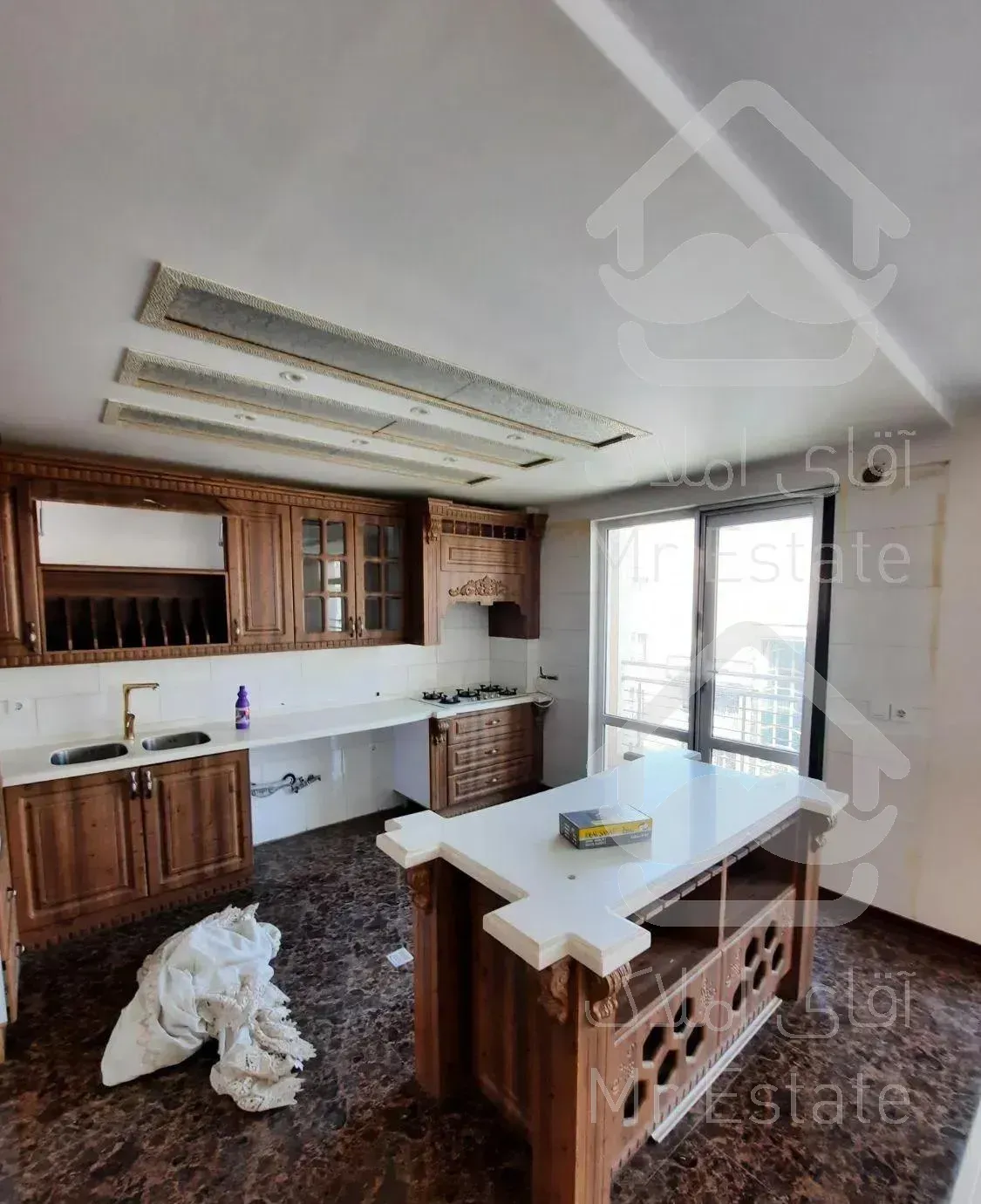 ۹۰متر ۲خوابه سالن پرده خور