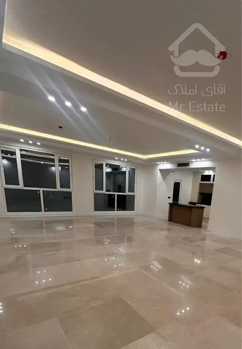 ۱۵۰ متر / ۳ خواب / تک واحد / نارمک