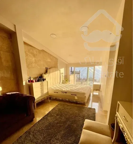 فروش خانه ویلایی ۲۰۰ متری ۳ خوابه