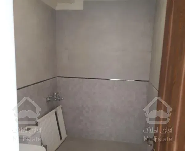 سه خوابه لوکیشن   غرق در نور