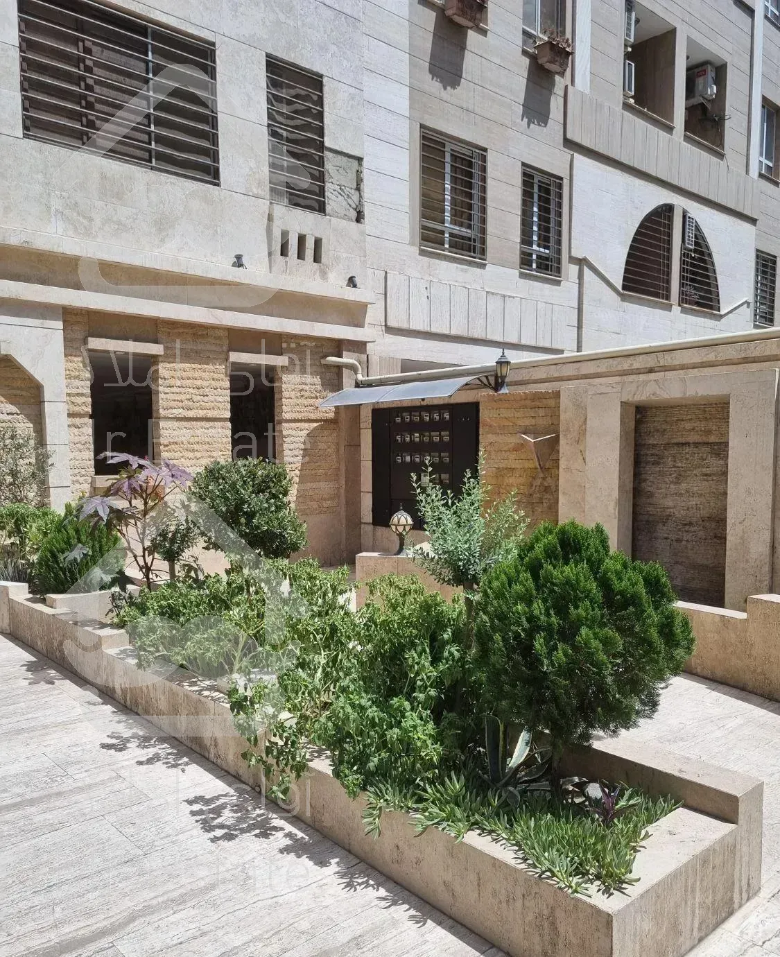 عباس اباداندیشه۶۱متری تخلیه