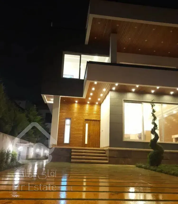 ویلادوبلکس نمامدرن شهرکی/۵ خواب مستر/روفگاردن