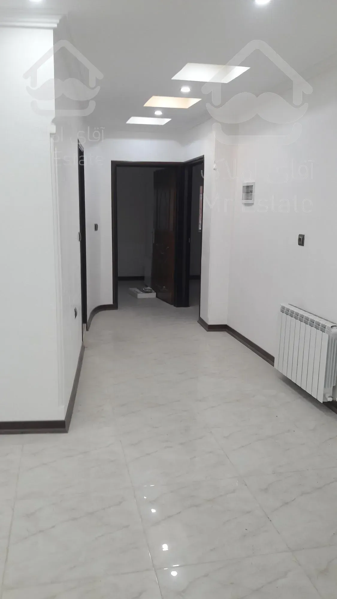 ۲ طبقه حیاط دار و خوش ساخت