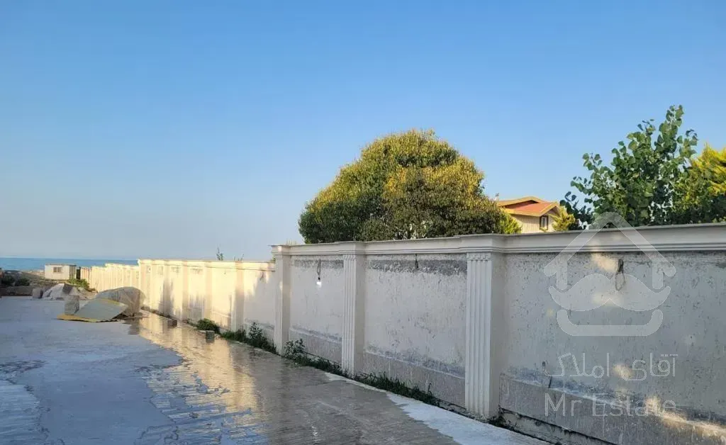 ویلای ۱۳۰۰ متری تجاری اتوبان به ساحل مناسب کافه و