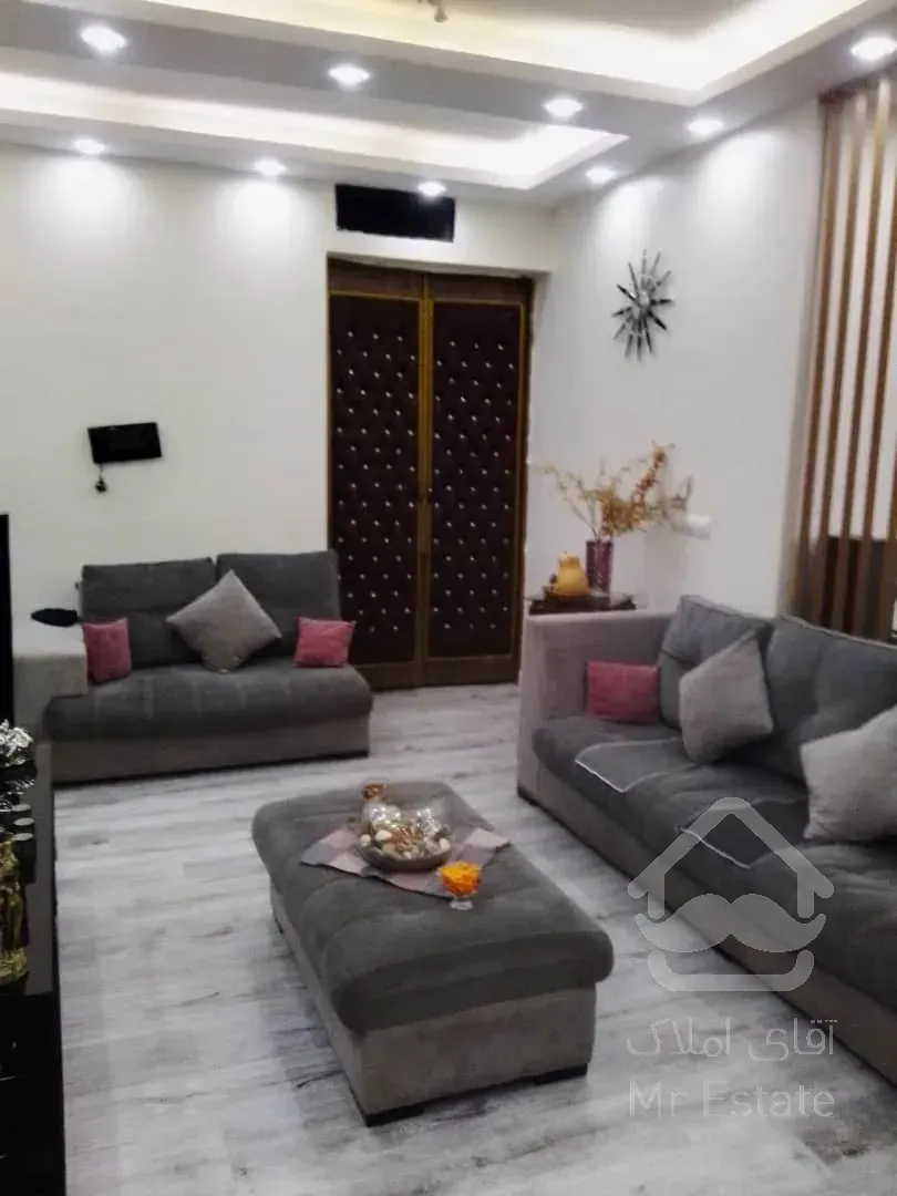 رهن و اجاره آپارتمان۱۴۰ متر/۳خواب/سوهانک