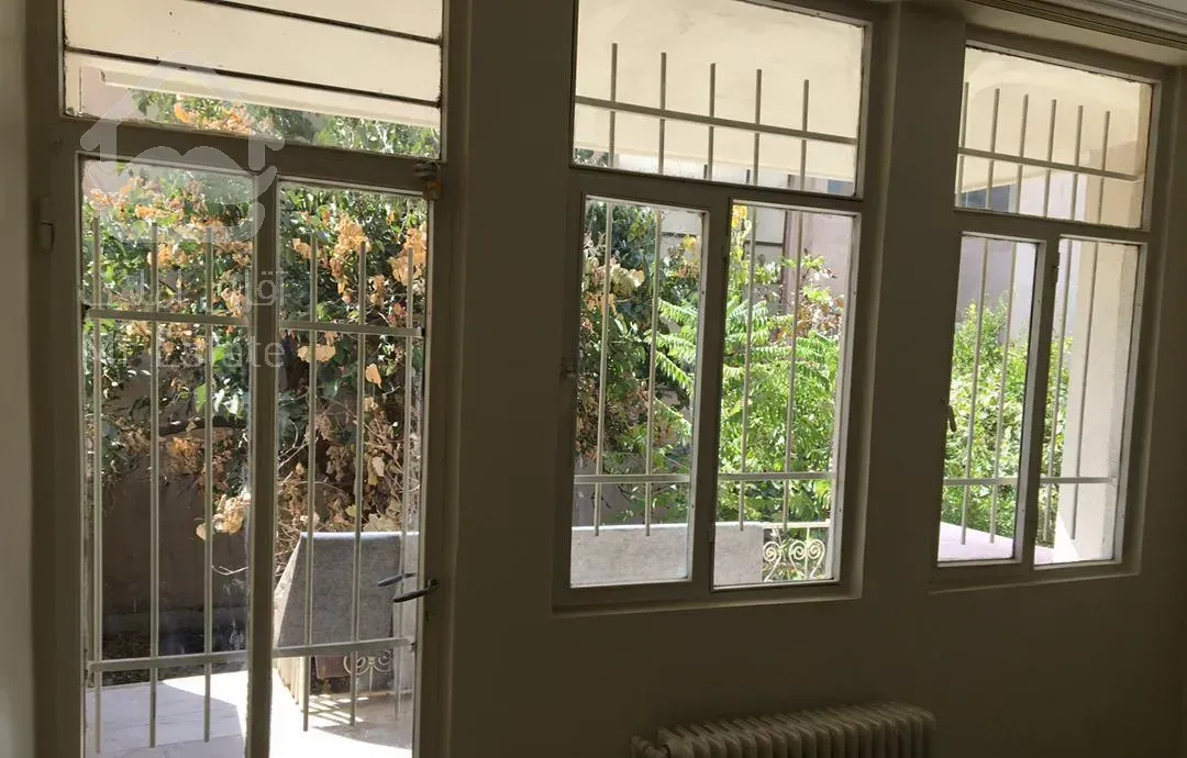 ویلا باغ ۱۲۷ متر