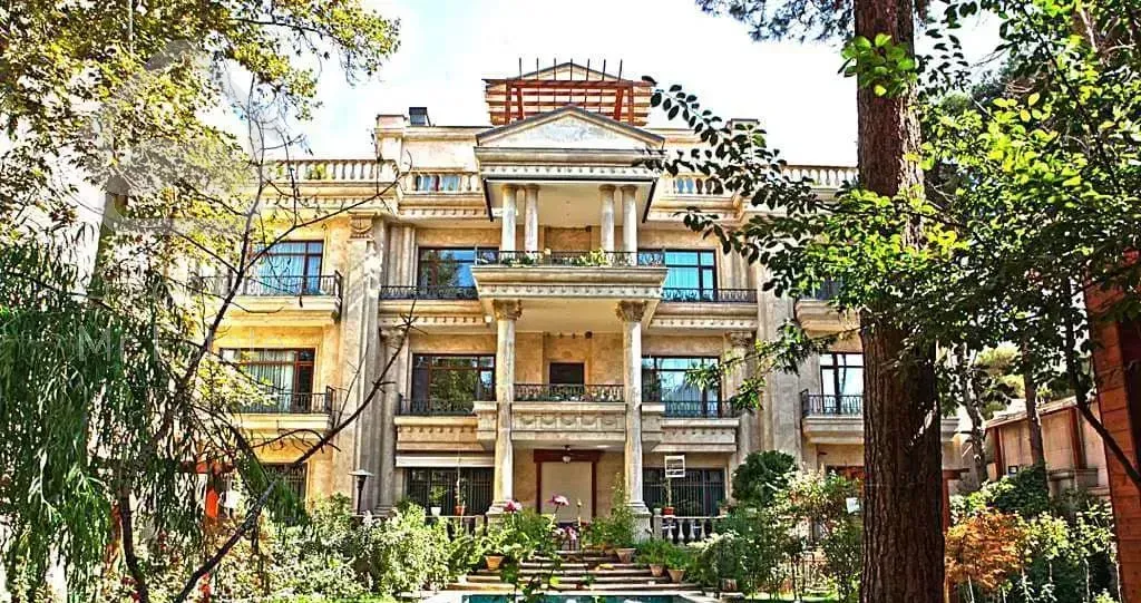 ۱۴۰۰ متر ویلایی ۳ بر باز سندشخص الهیه