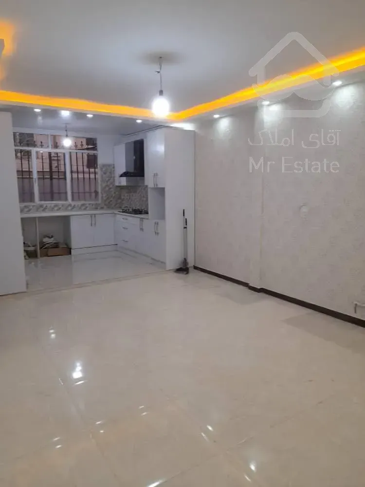 آپارتمان ۶۵متری ۲ خواب، لوکیشن عالی، خوش نقش، سال۷۷