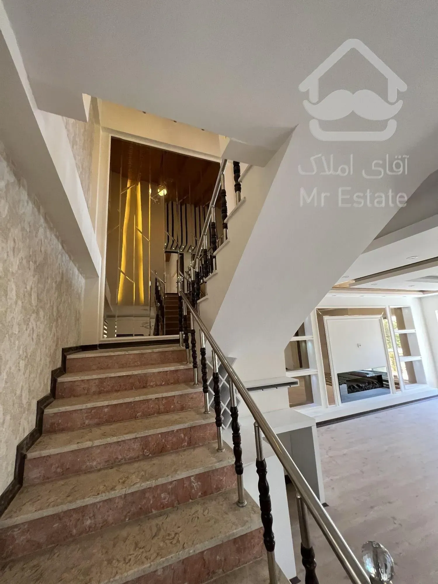 ویلا باغ 500متری لوکس