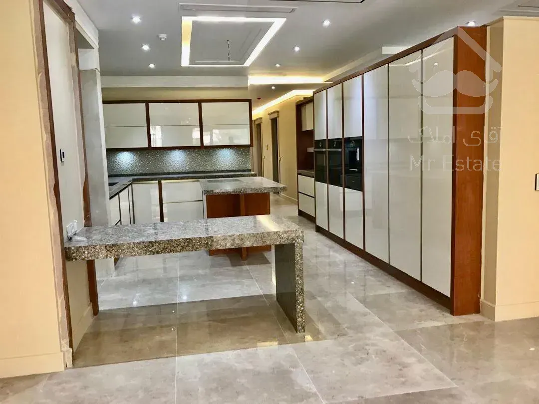 فروش اپارتمان 320 متری ولنجک