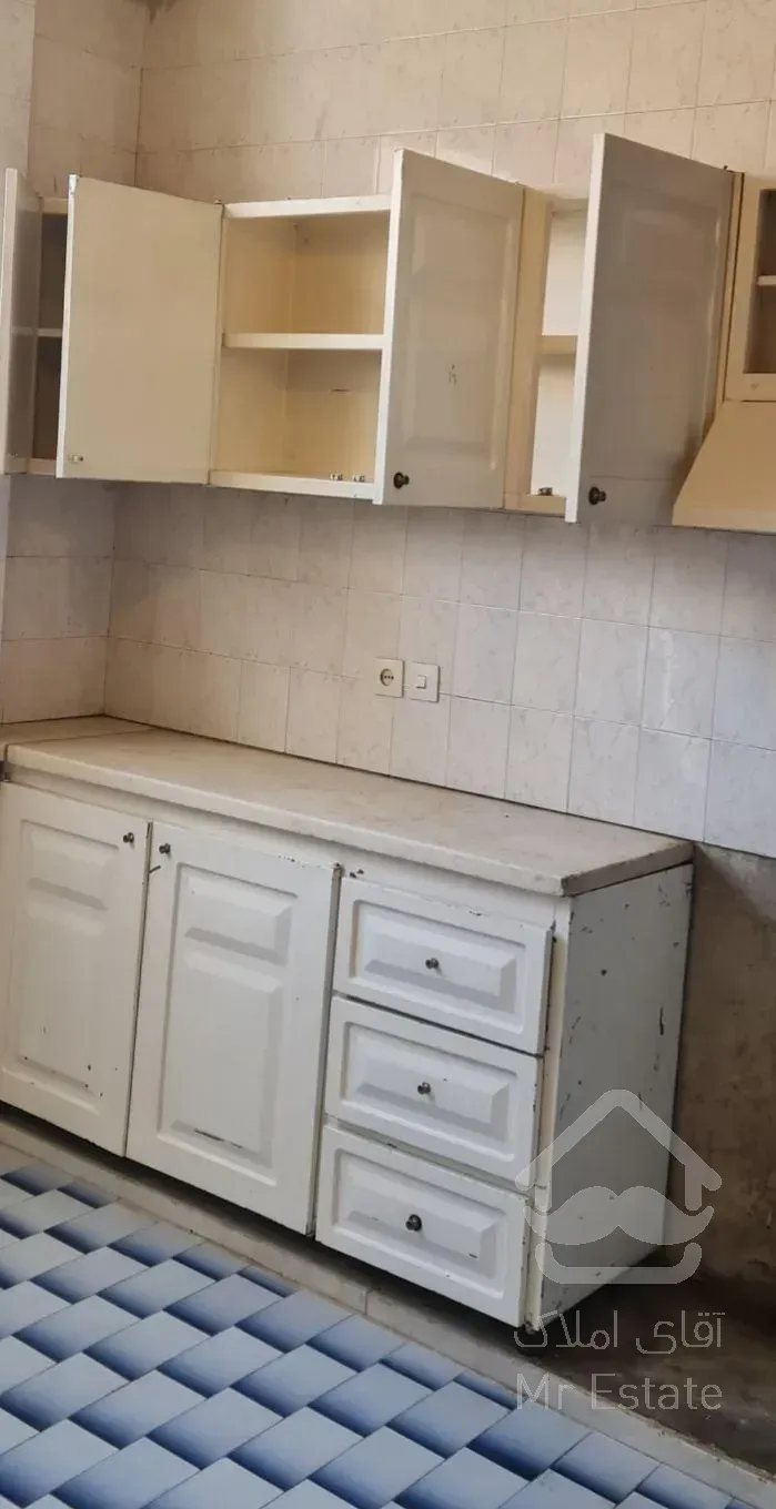 2خواب ۱۲۰متر اول فروغی دروازه تهران