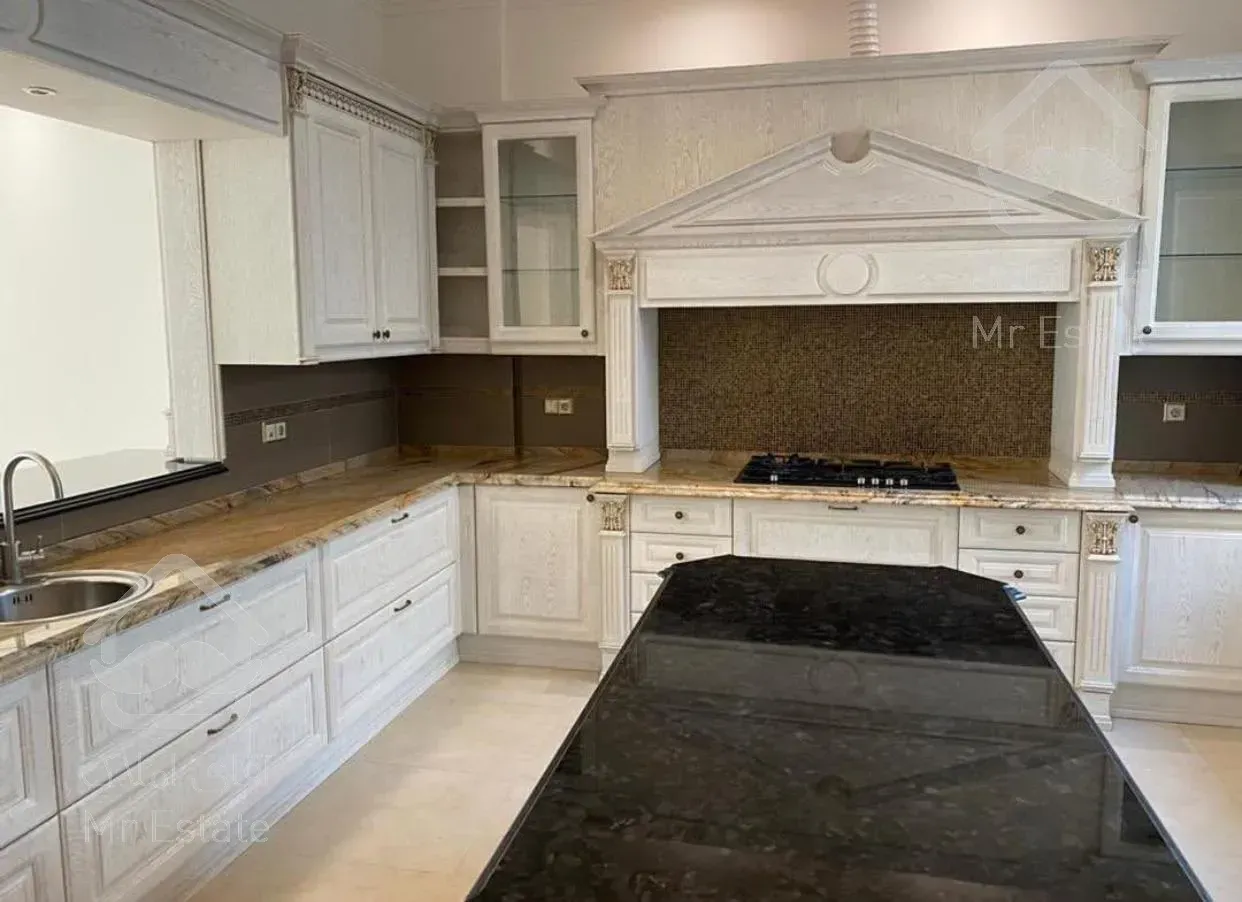 خرید آپارتمان ۲۶۰ متری سنبل