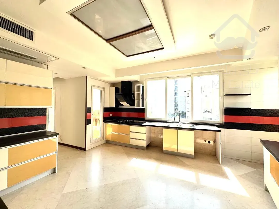 فروش آپارتمان  220متر زعفرانیه