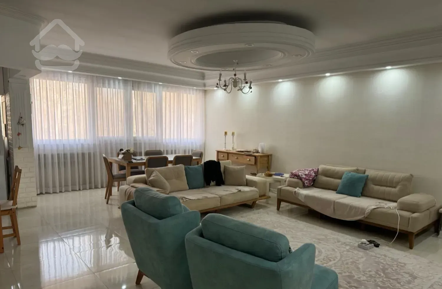 ظفر،۲۰۰ متر مسکونی ۴ خوابه،۱۰۵ متر قدرالسهم