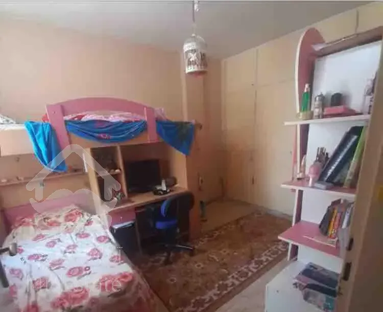 75متر منطقه۲۲ طبقه۲/۵ شمال دریاچه چیتگر