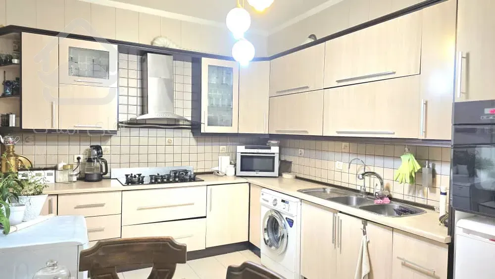 ملک ۲۰۰متری شهرک راه اهن