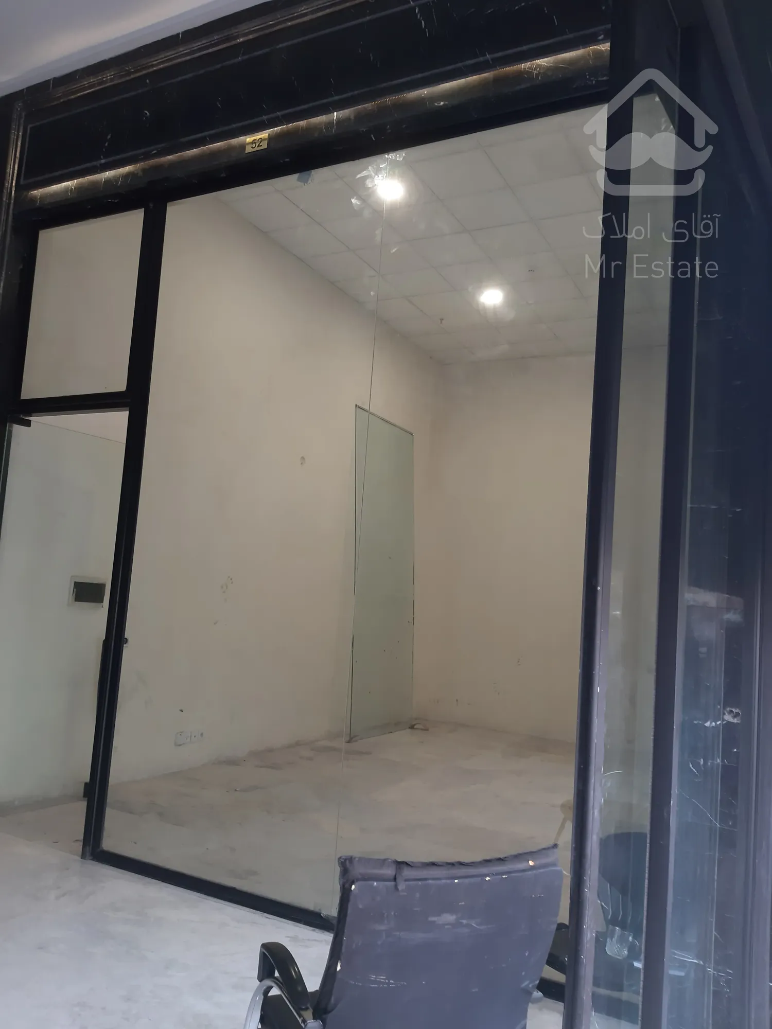 اجاره مغازه در رونیکا مال پاسداران تاپ لوکیشن