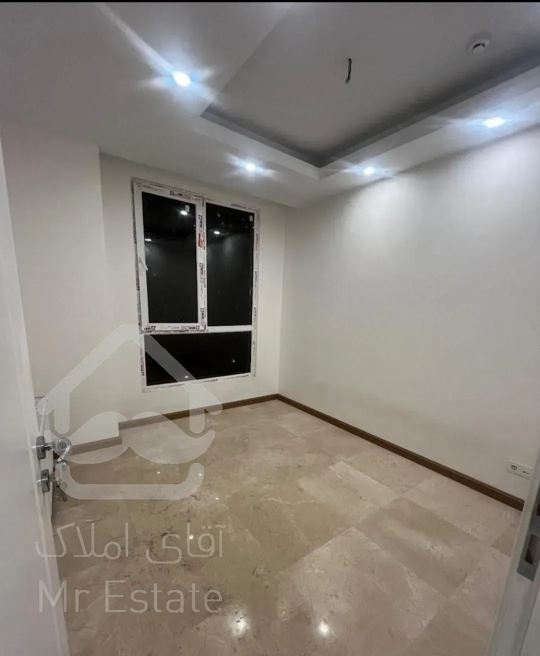 ۸۶ متر / نوساز /  مستعطیل طلایی/