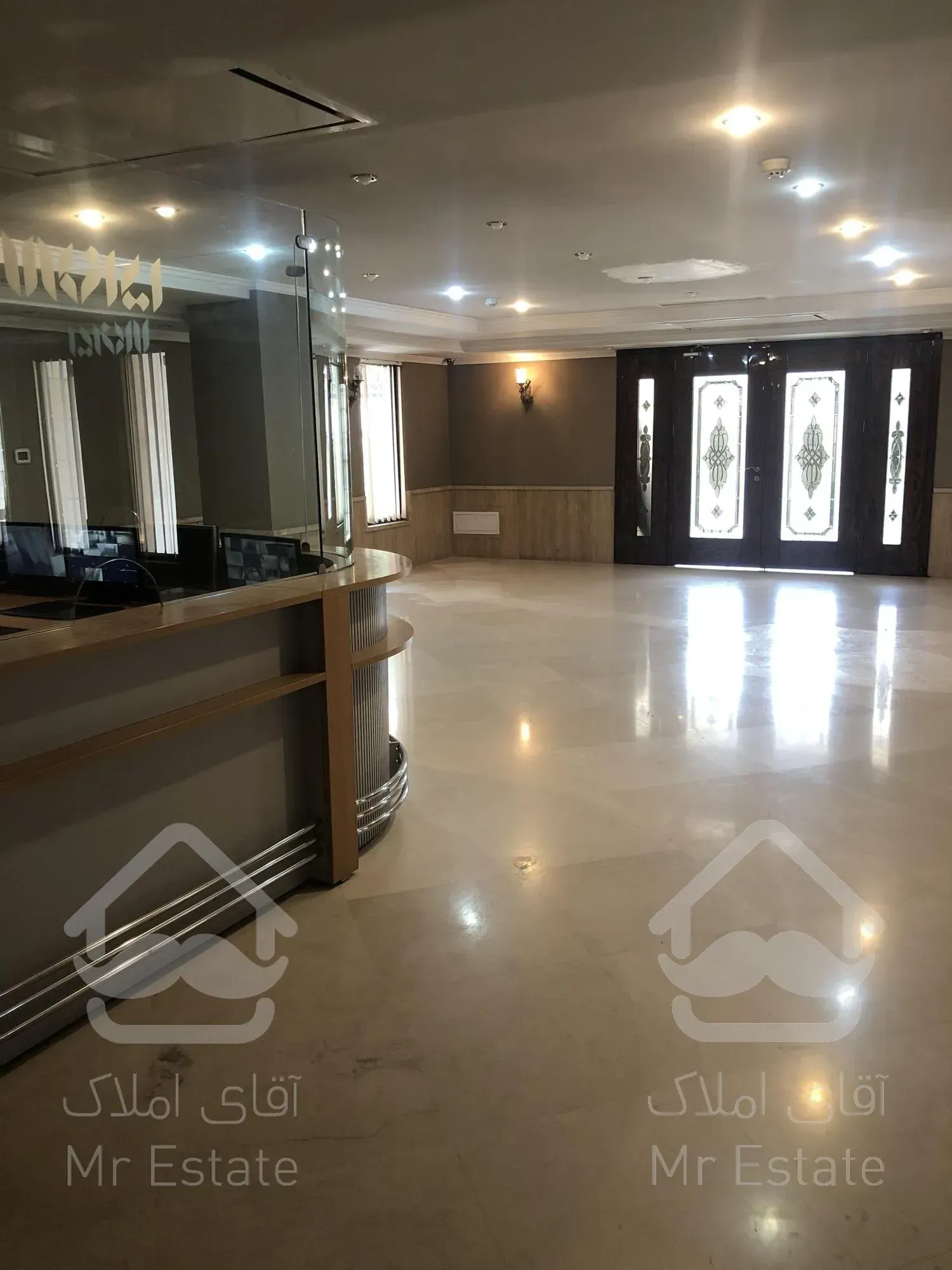 ساختمان مستغلات با موقعیت اداری