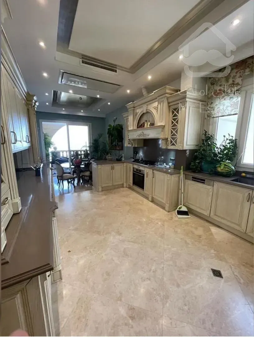 فروش اپارتمان 228 متری زعفرانیه