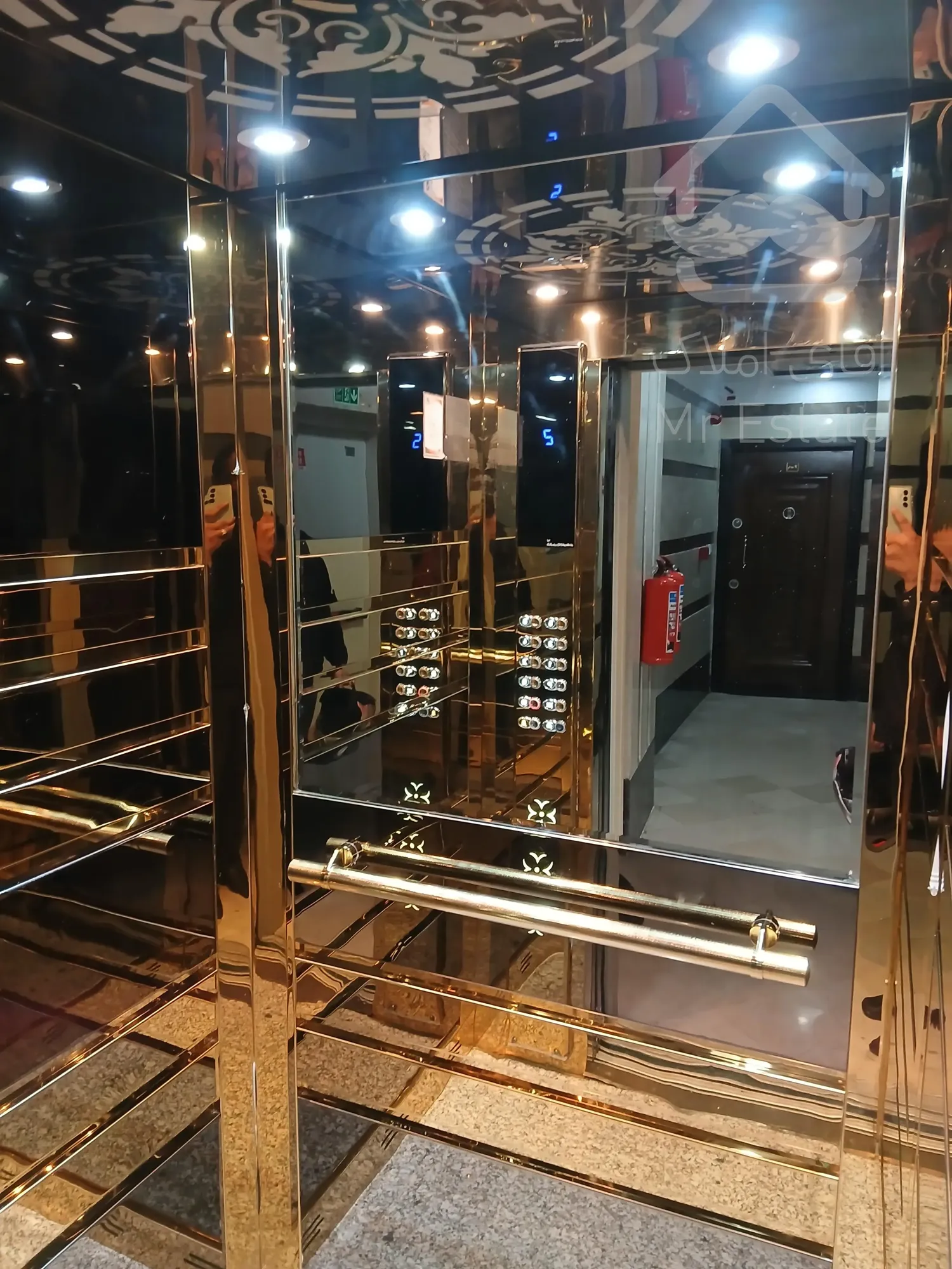 ✅آپارتمان ۱۰۲متری شخصی ساز بامتریال درجه یک وکیفیت ساخت بالاتوسط سازنده بنام،فول امکانات،در بهترین خیابان‌منطقه‌بازرگان