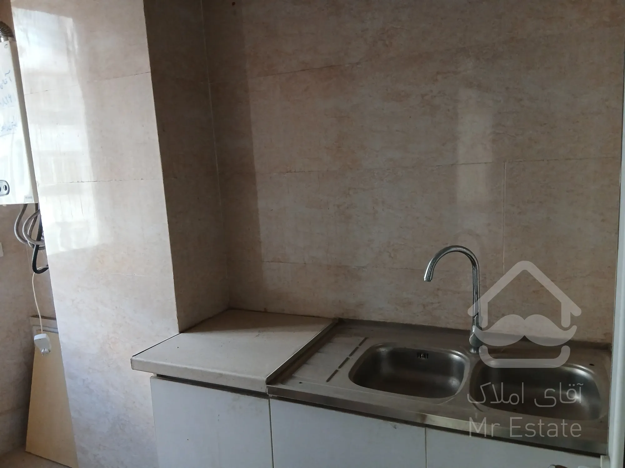 ✅آپارتمان ۱۰۲متری شخصی ساز بامتریال درجه یک وکیفیت ساخت بالاتوسط سازنده بنام،فول امکانات،در بهترین خیابان‌منطقه‌بازرگان