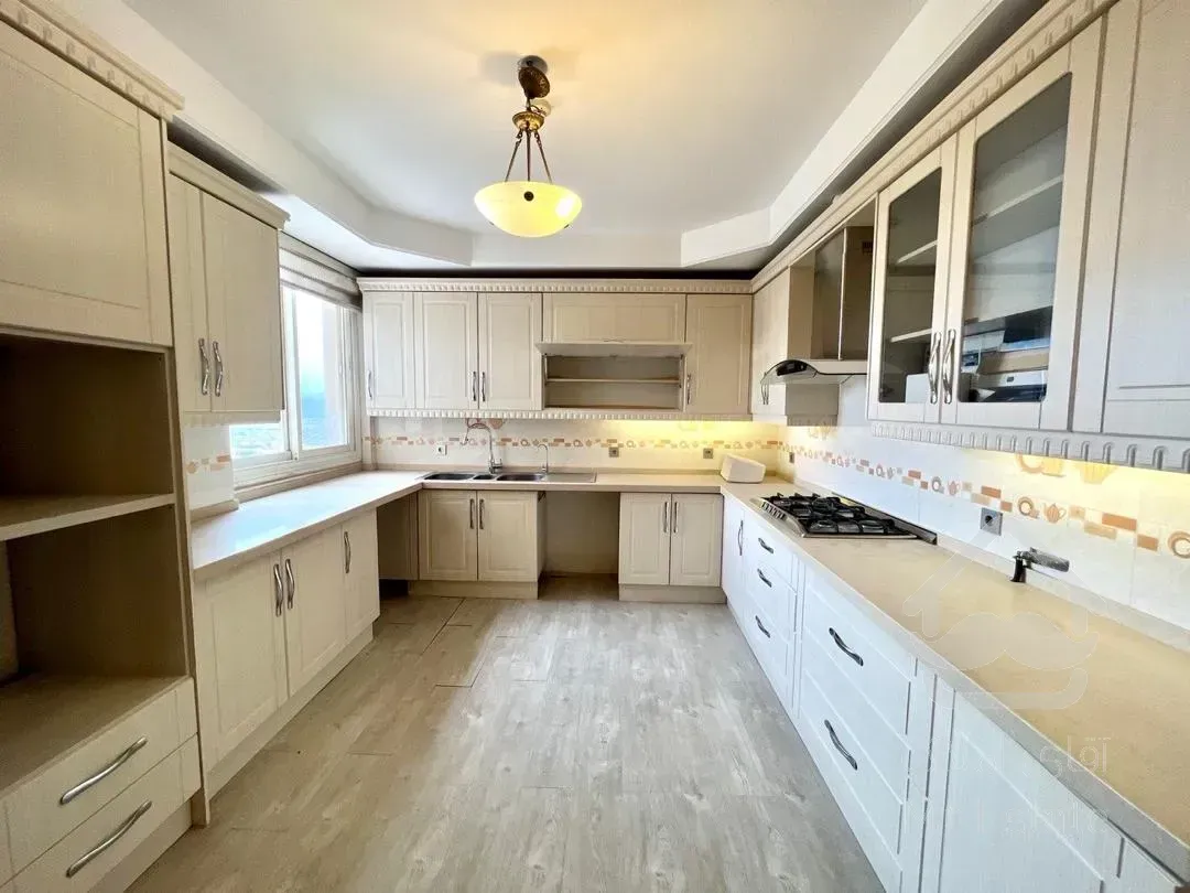 فروش اپارتمان 181 متری ولنجک