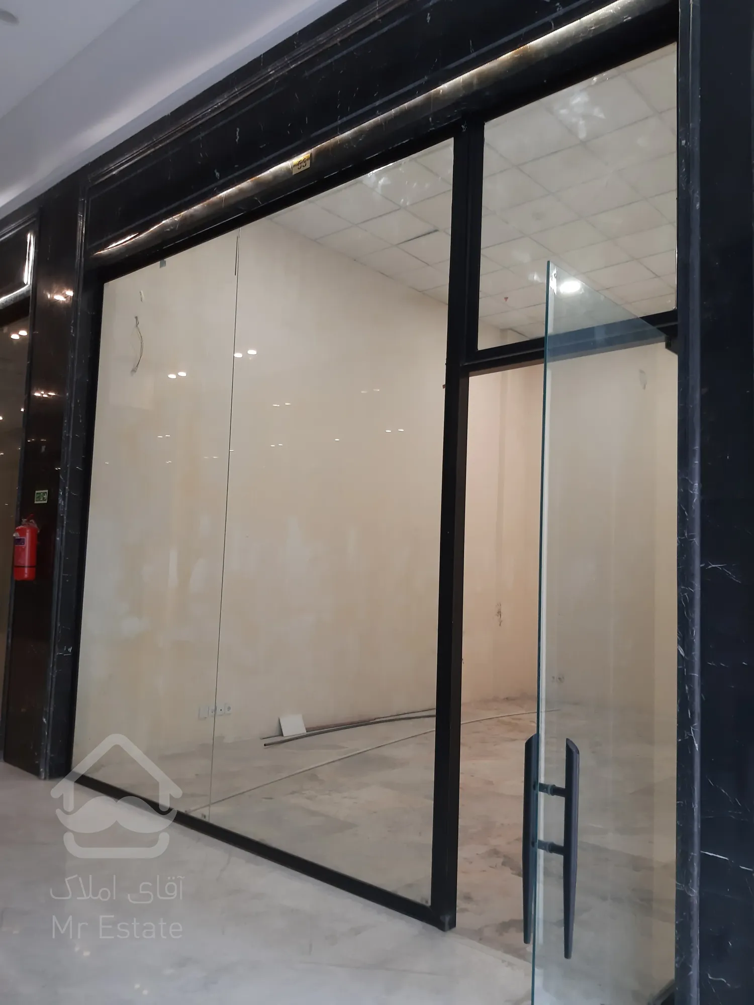 اجاره مغازه لاکچری در رونیکا مال هروی