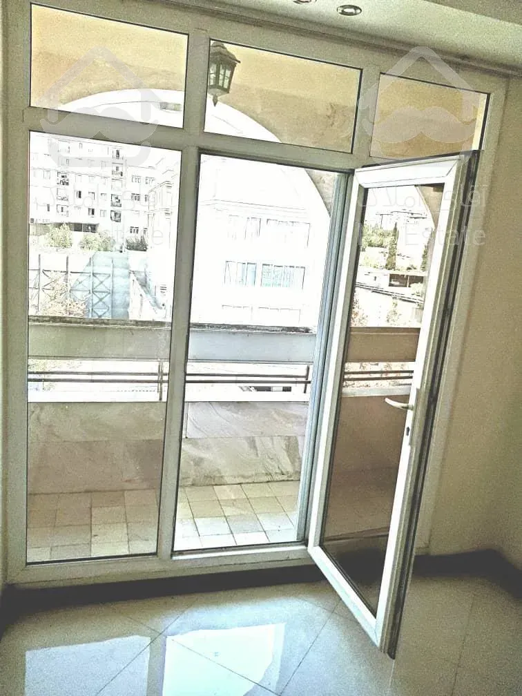 ۱۴۵ متر ۳ خوابه/ بهترین لوکیشن اباذر خیابان مقداد