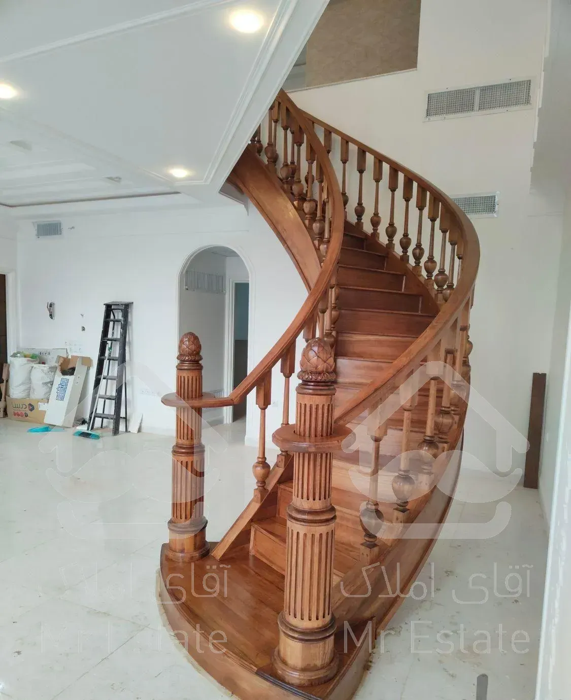 ساخت کف پله چوبی نرده و هنریل چوبی