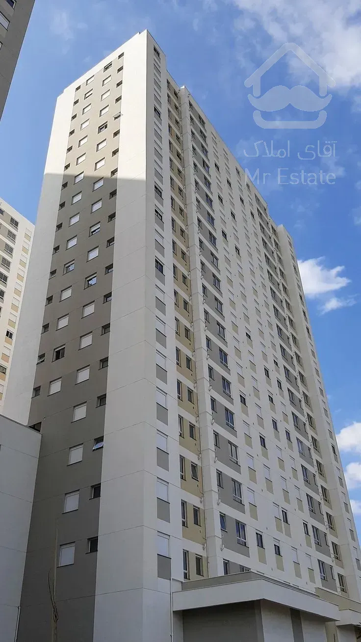 فروش برج آپارتمان مسکونی دوخوابه زیبا در دریاچه