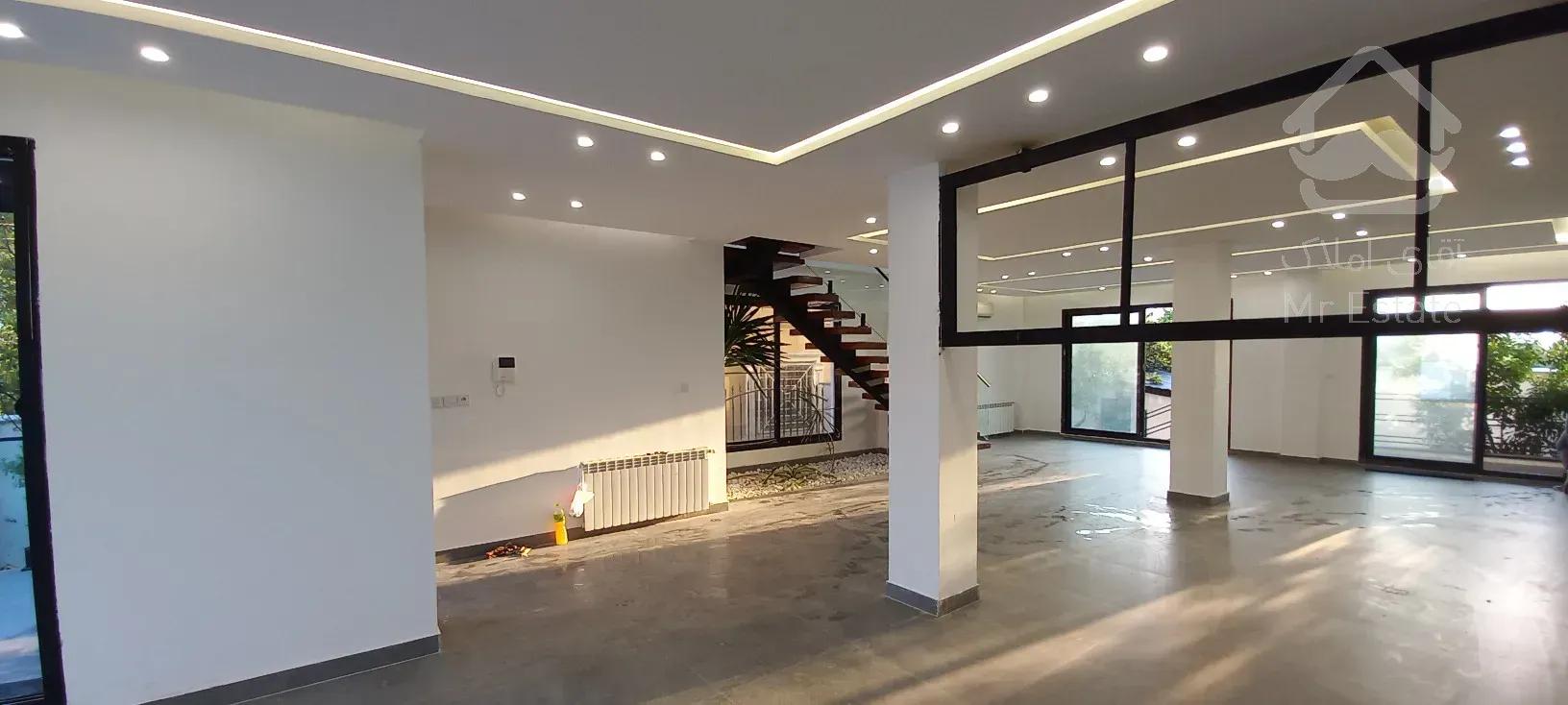 فروش ویلا لاکچری مدرن استخر دار با جکوزی تنکابن شهرکی خصوصی