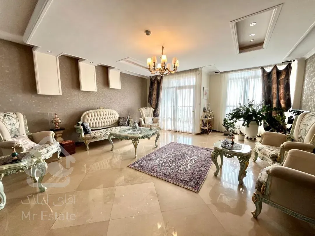 فروش اپارتمان 135 متری زعفرانیه