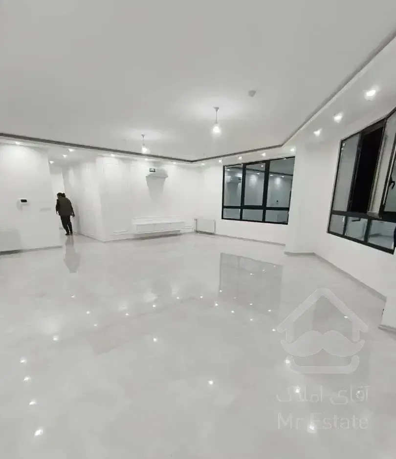 ۱۷۵ متری ۳ خوابه /آکواریوم نور /تاپ لوکیشن /معاوضه