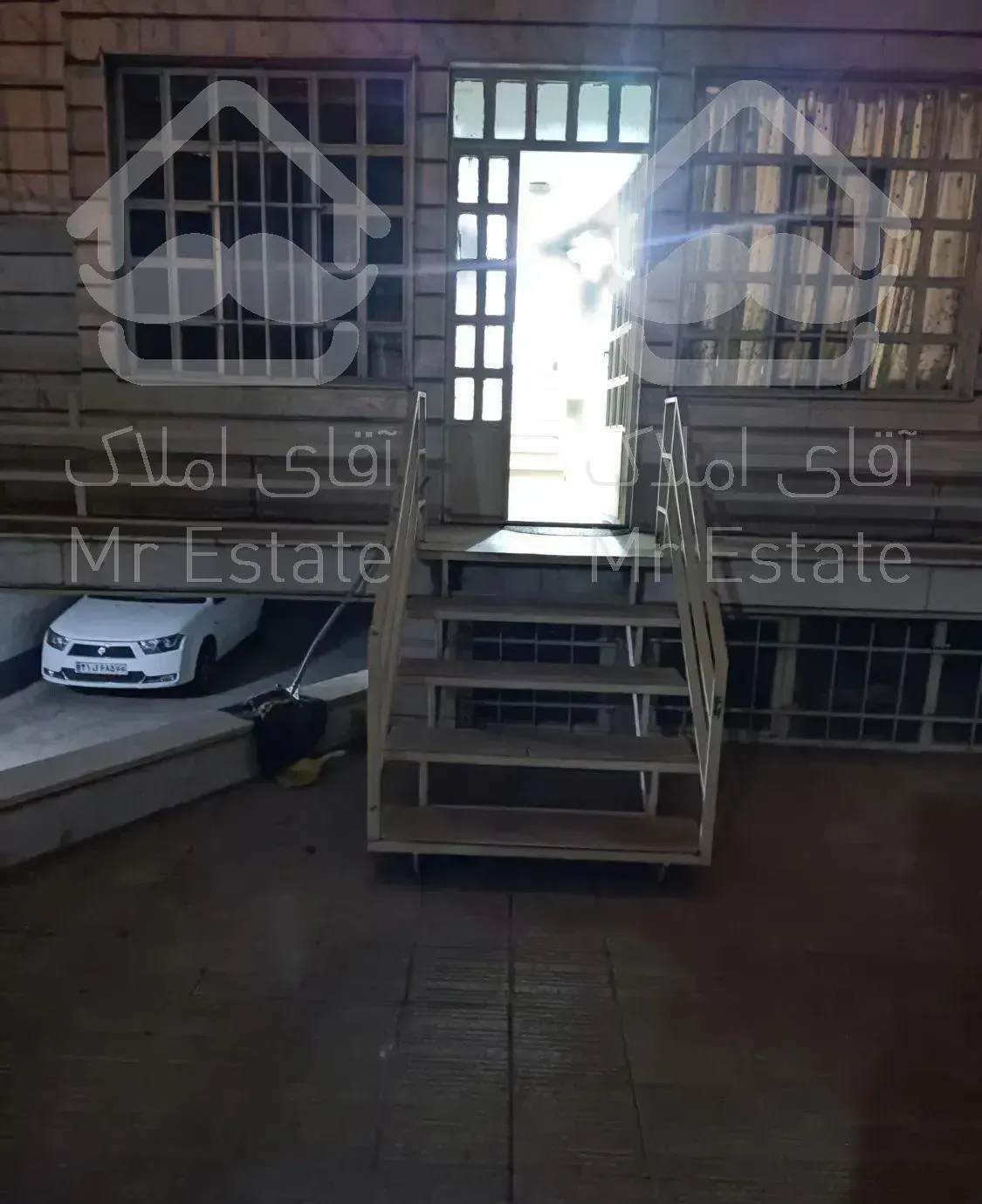 آپارتمان ۸۳ متری ۲ خواب