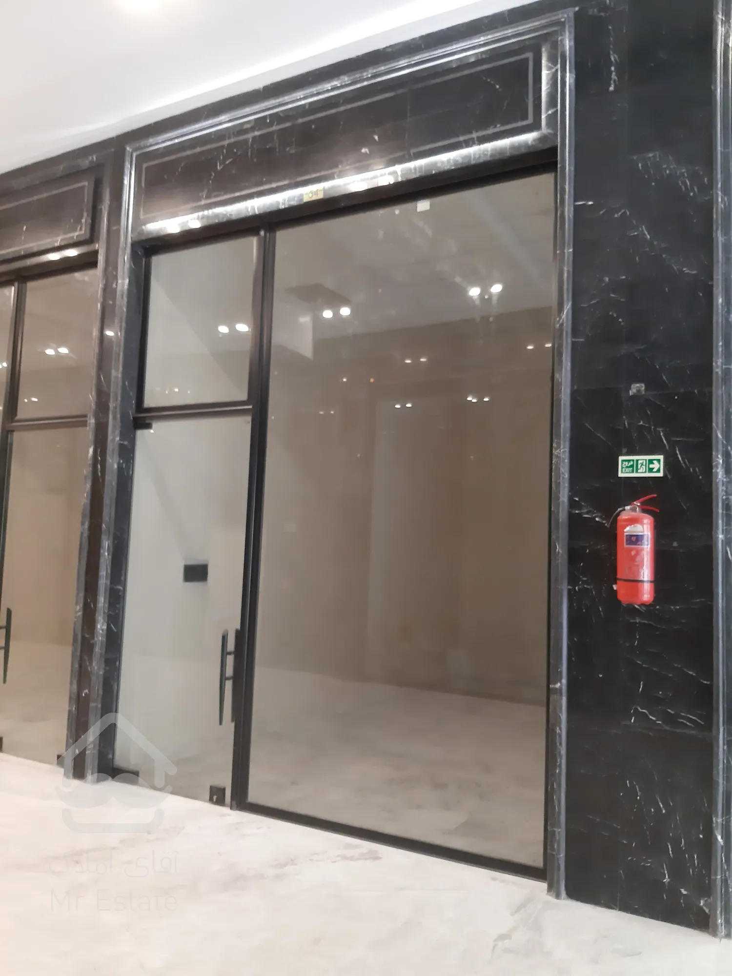 اجاره مغازه 40 در رونیکا پالاس