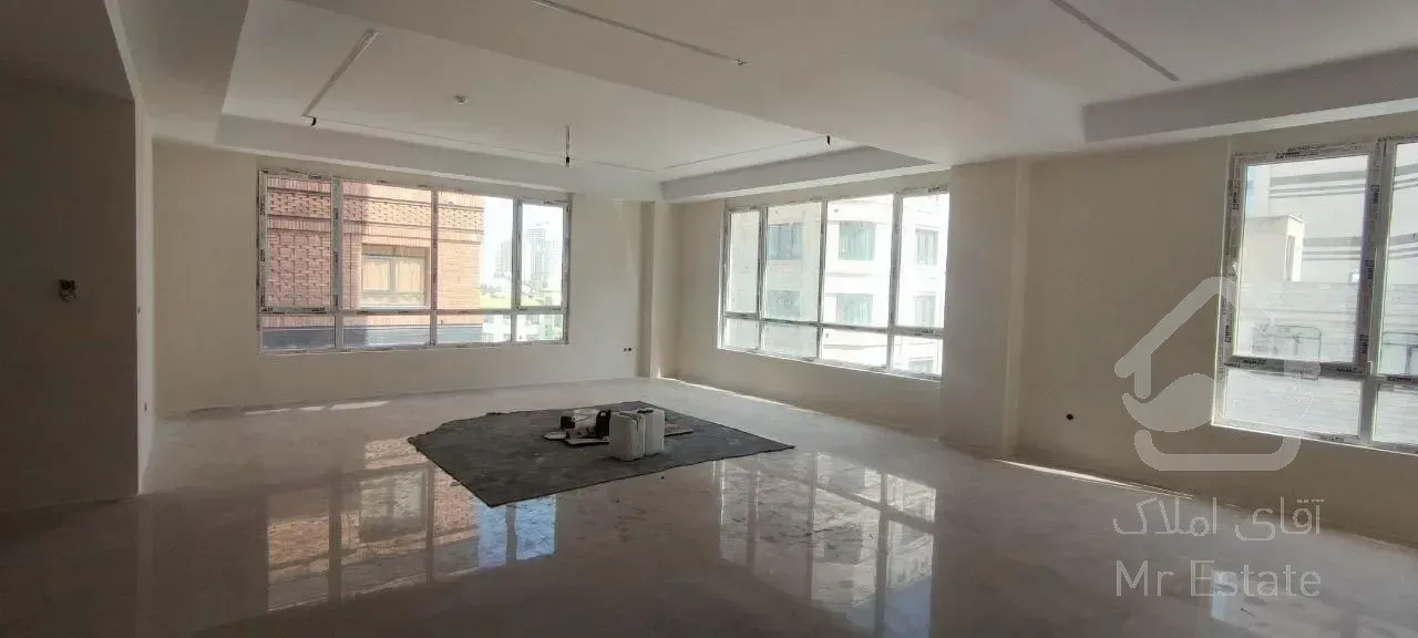 700متر یکجا*شهرک غرب(نوساز*تکواحدی)