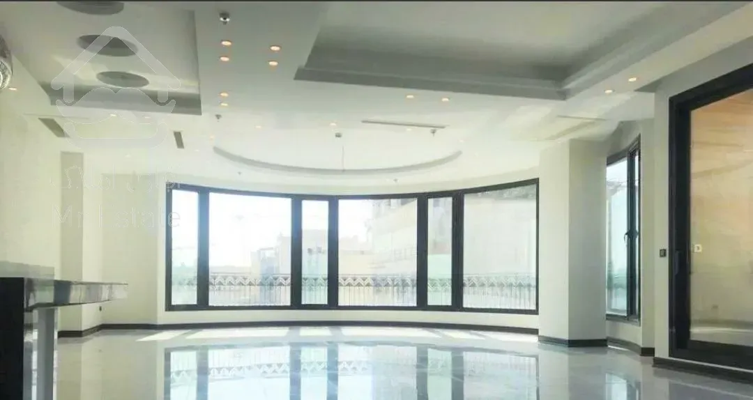 نیاوران ۲۴۰متر چشم انداز ابدی با تراس بزرگ