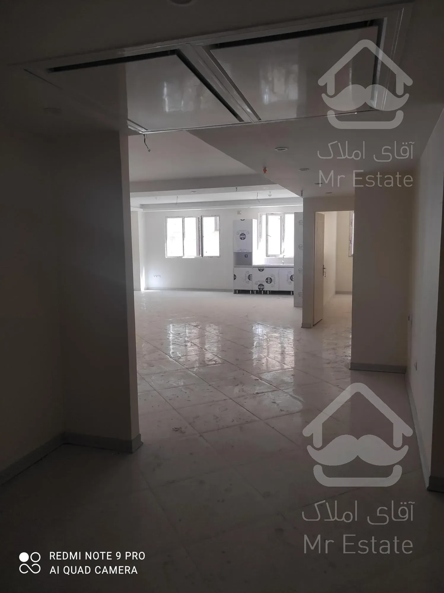 آپارتمان اداری  ۱۲۸ متری سعادت آباد