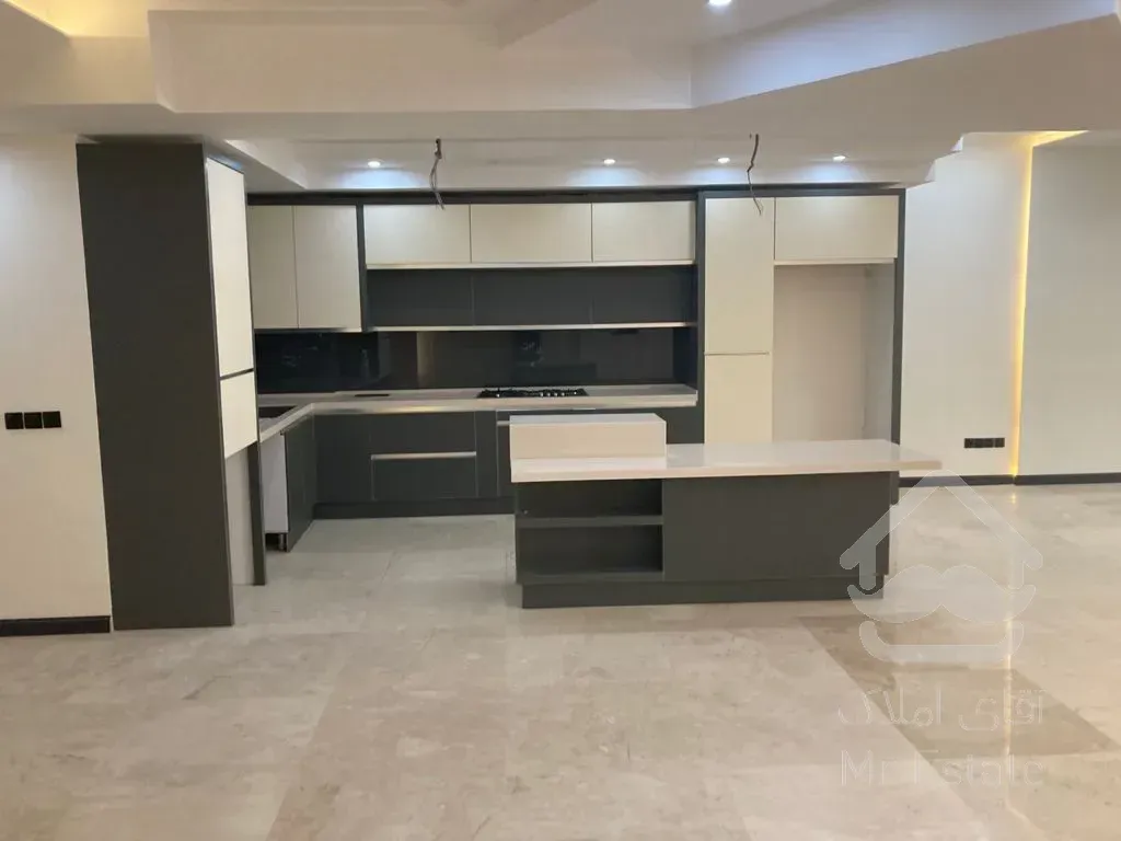 فروش 170 متر مسکونی  دروس