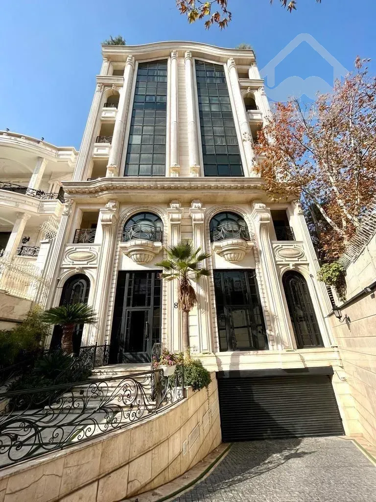 فروش اپارتمان 215 متری زعفرانیه