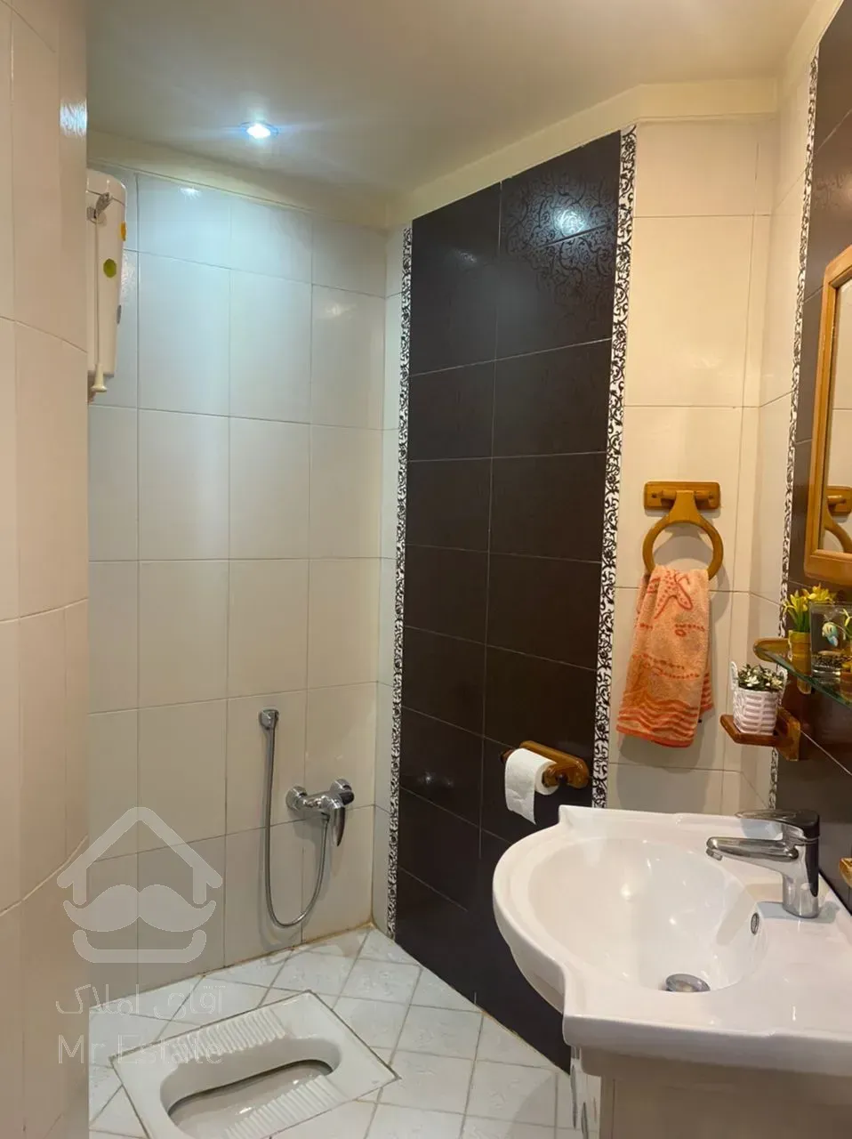 فروش 90 متری آجودانیه